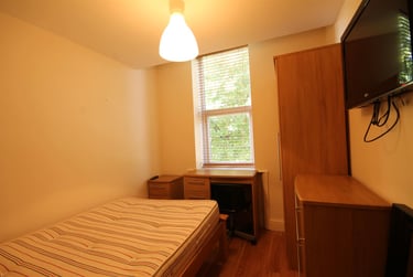 6 bed house, Doncaster Road, Sandyford, Newcastle, NE21RB - Image 4